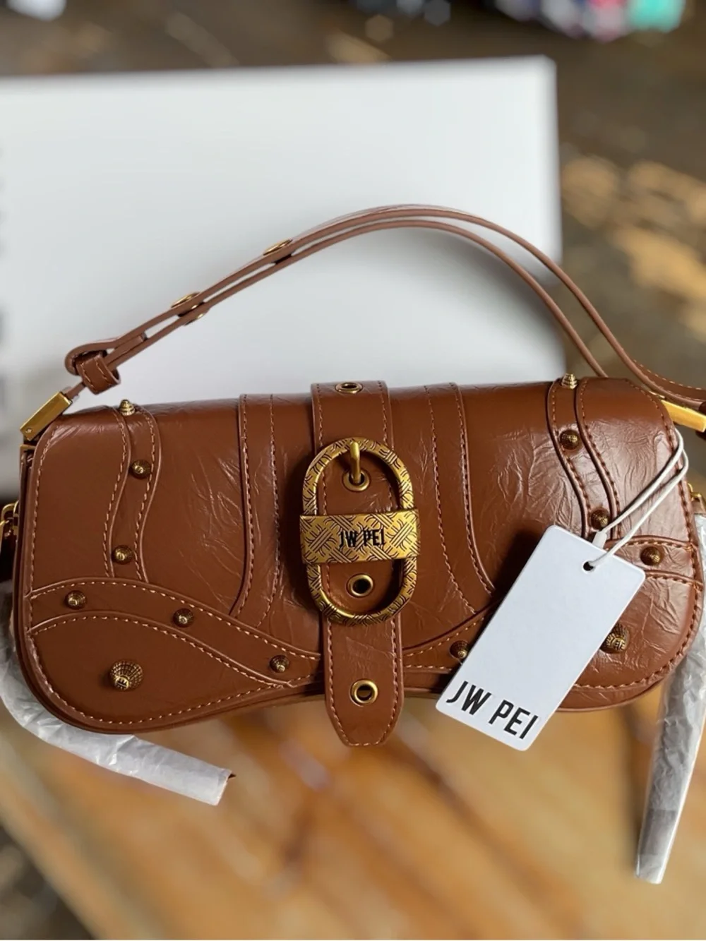 🌸JW PEI Joy Crushed Shoulder Bag Brown